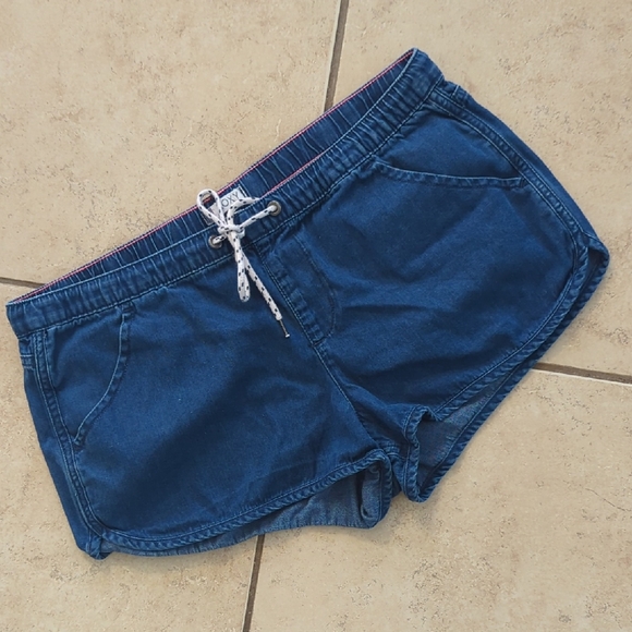 Roxy Pants - Roxy Denim Blue Beach Shorts Drawstring - Size M
